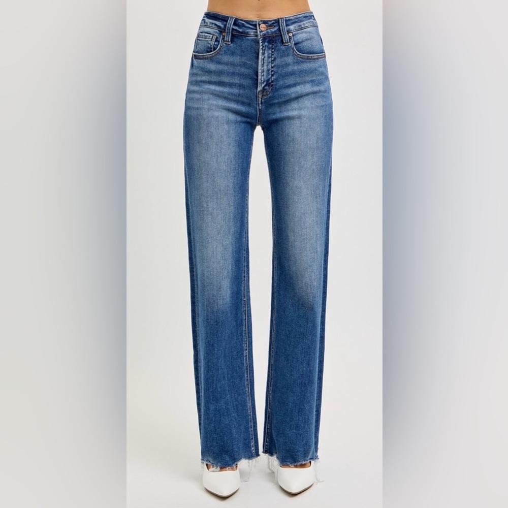 NWT- RISEN TUMMY CNTRL HIGH RISE- WIDE LEG RAW CUT HEM JEANS- SIZE 1,3,5,7,9,13